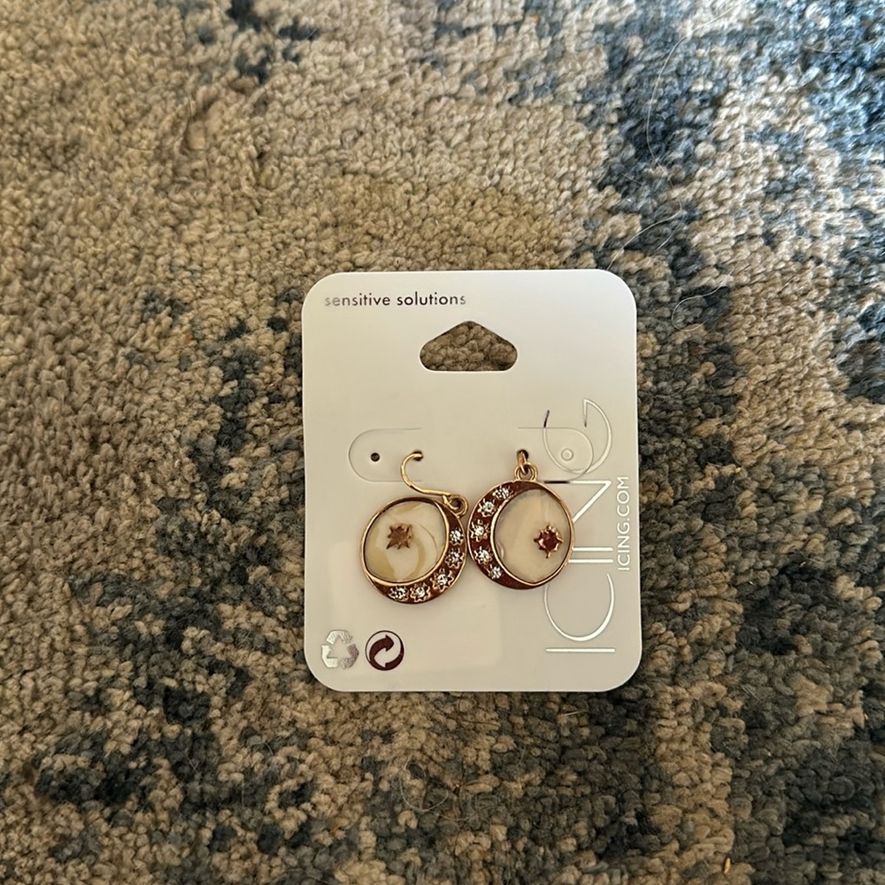 New Clair earring